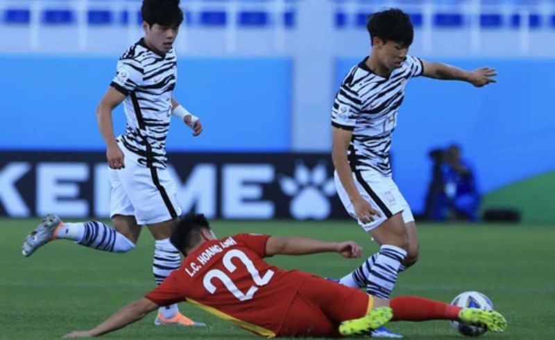 Hàn Quốc cầm bóng nhiều hơn và liên tục hãm thành U23 Việt Nam