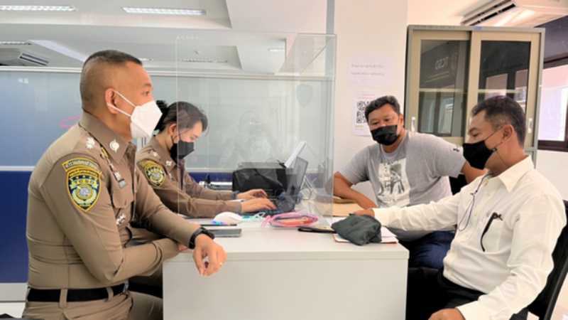 Fan hâm họa, Worrawoot Srimaka nhờ sự can thiệp của cảnh sát Hoàng gia Thái Lan để bảo vệ mình