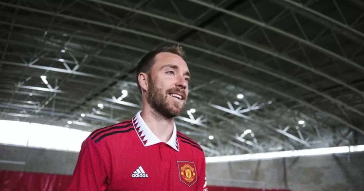 so-ao-cua-christian-eriksen-trong-tran-ra-mat-manchester-utd'