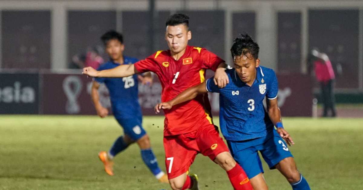 Vào bán kết Đông Nam Á, U19 Thái Lan ăn mừng như vô địch