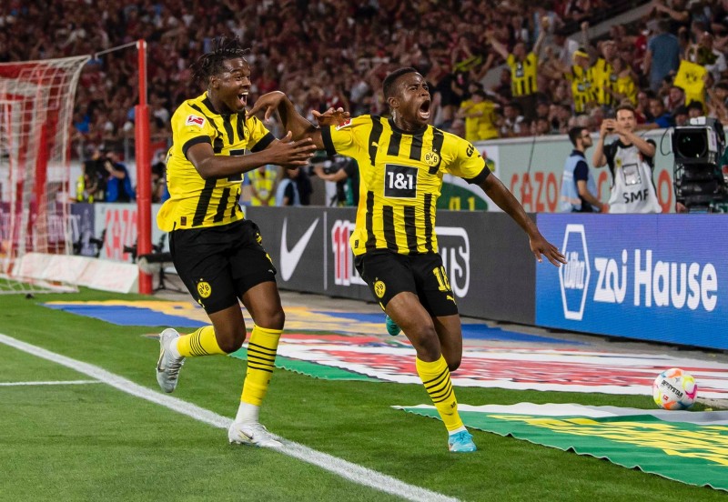 Borussia Dortmund đang toàn thắng ở 2 lượt đầu đầu tiên tại Bundesliga 2022/23