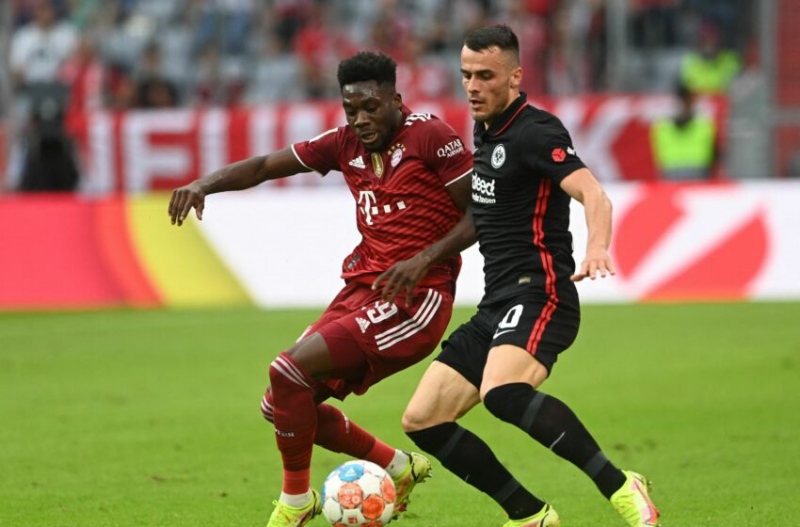 Eintracht Frankfurt quyết đấu Bayern Munich 