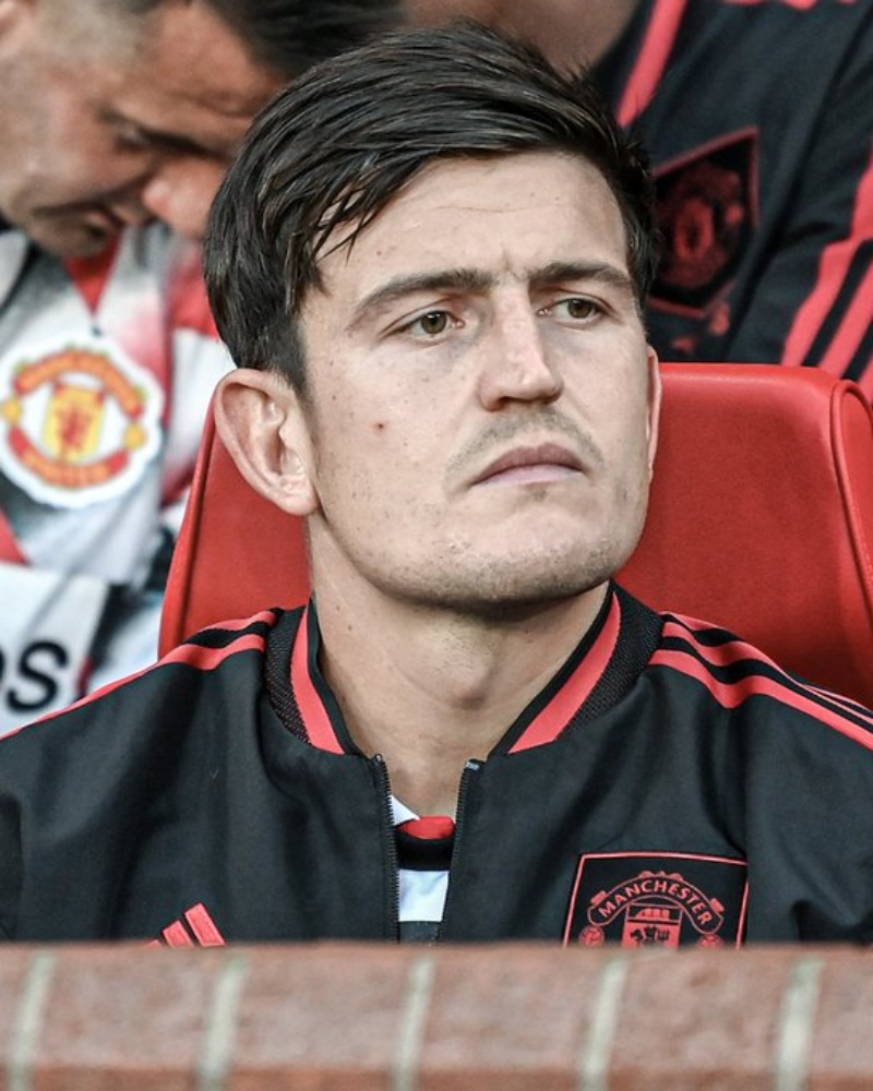 Biểu cảm của Harry Maguire khi ngồi dự bị