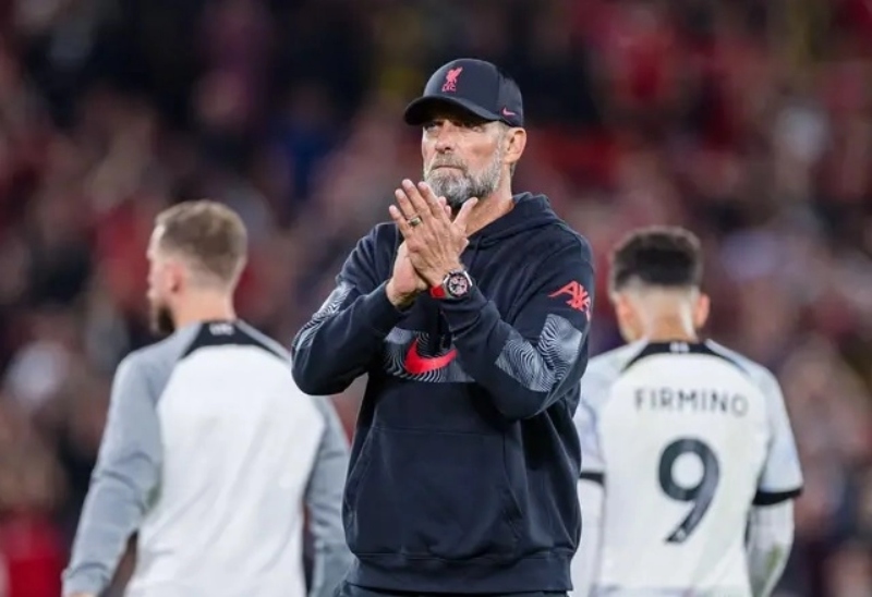 HLV Jurgen Klopp cần có thêm những sự lựa chọn ở hàng tiền vệ