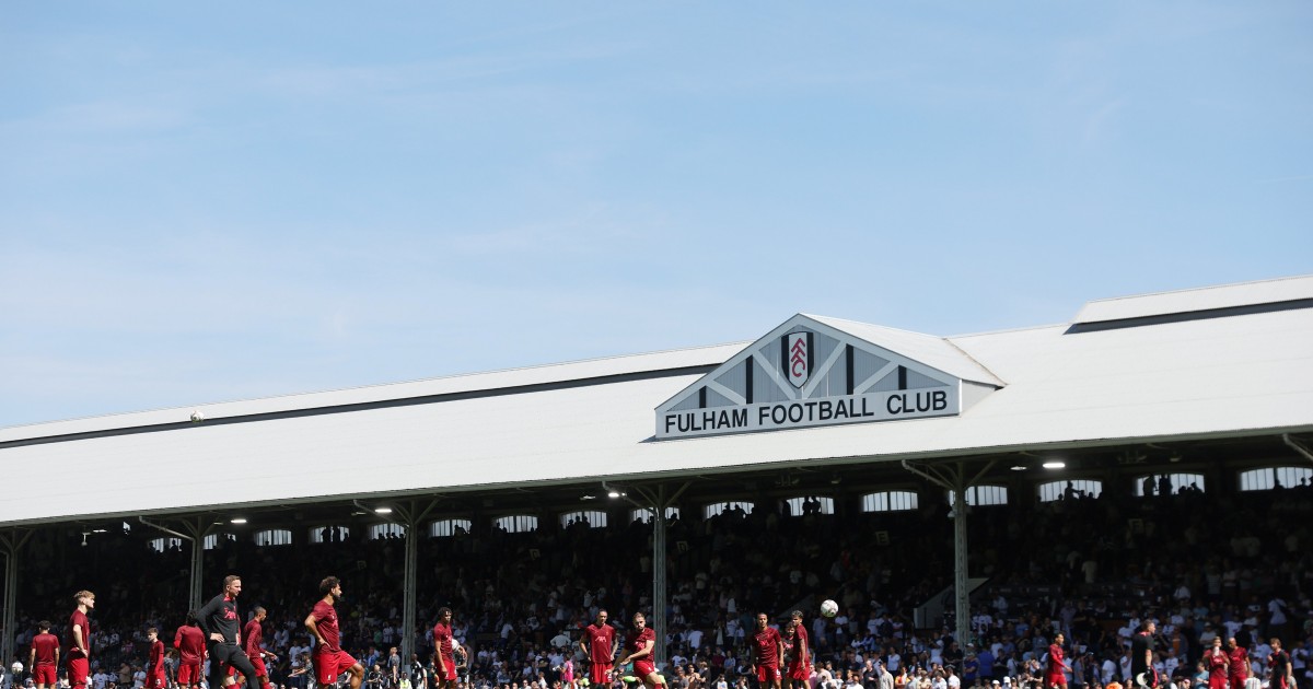 Liverpool nhận tin dữ sau trận hòa 2-2 trước Fulham