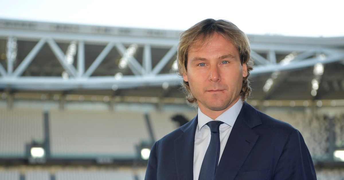 Huyền thoại Juventus, Pavel Nedved lộ clip thác loạn cùng 3 bóng hồng