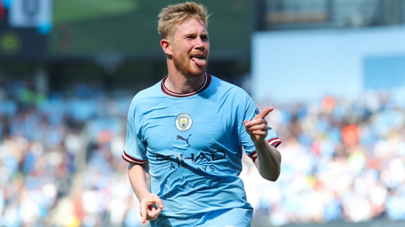 Kevin de Bruyne tiếp tục cho thấy tư chất thủ lĩnh