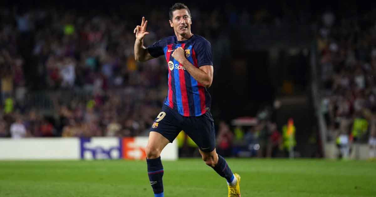 Lewandowski tiếp tục lập kỷ lục ở trận Barcelona thắng Plzen