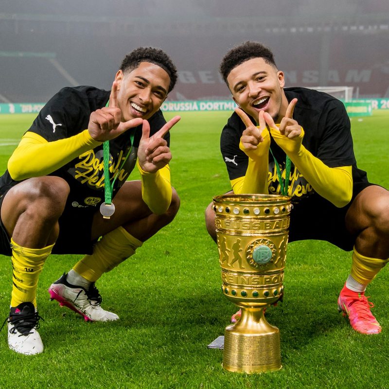 Bellingham là bạn thân của Jadon Sancho