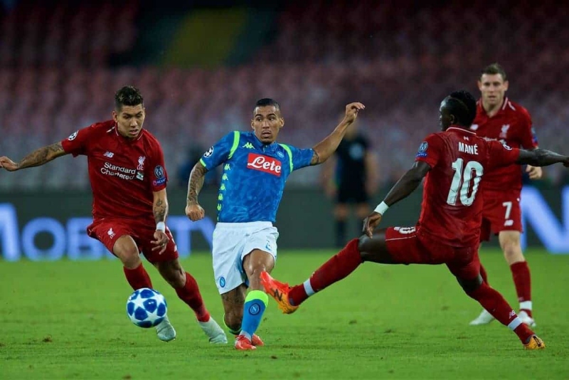 Liverpool làm khách trước Napoli
