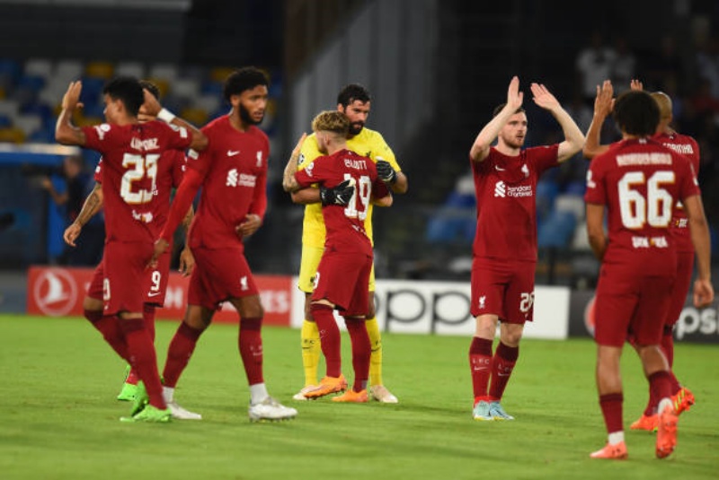 Kết quả Napoli vs Liverpool: Alisson cản phá thành công tình huống 11m