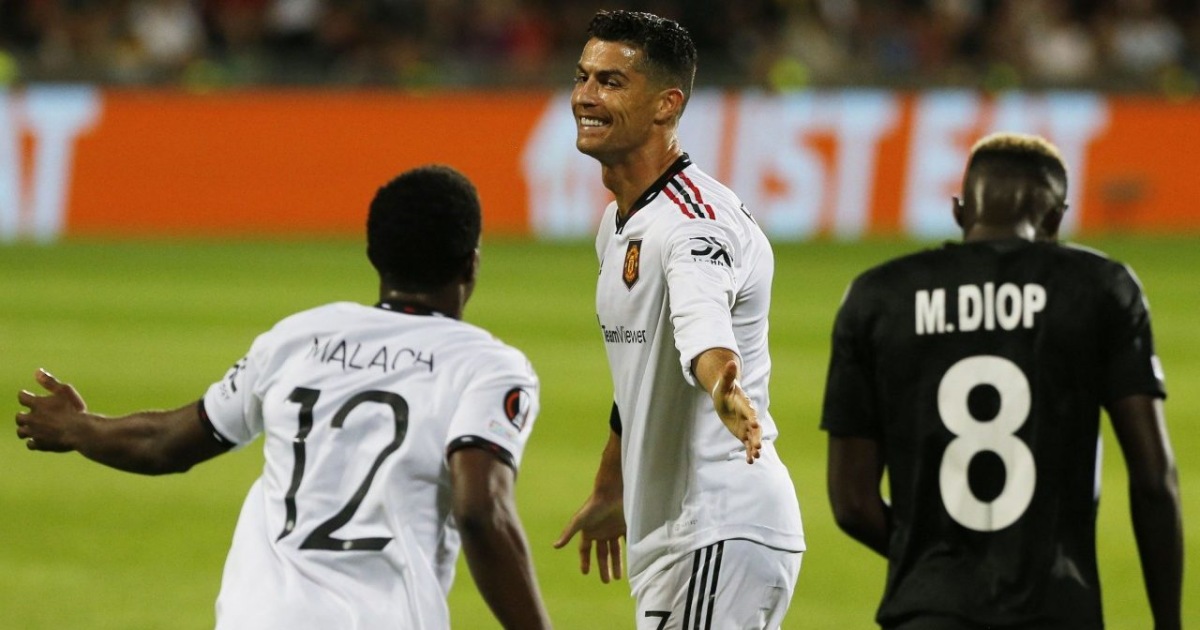 Ronaldo gửi thông điệp ý nghĩa sau trận thắng FC Sheriff, fan MU vui như mở hội