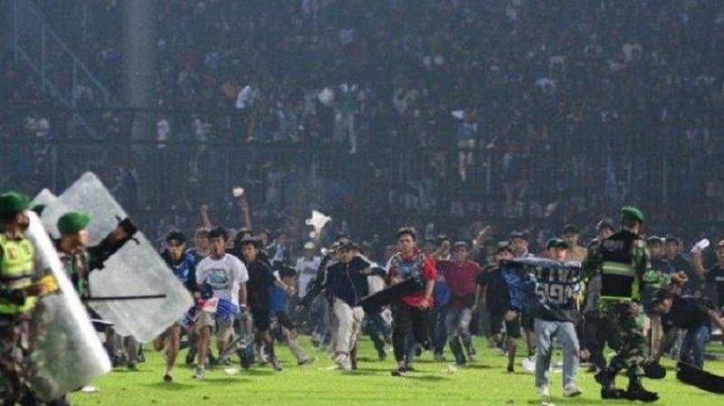 Bạo loạn tại Indonesia
