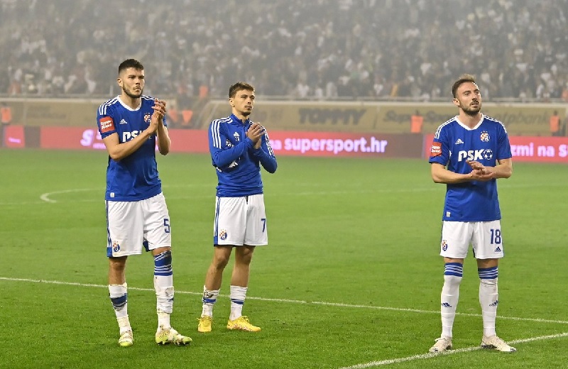 Soi kèo trận Dinamo Zagreb vs Milan: Dù được thi đấu trên sân nhà nhưng rõ ràng đại diện tới từ Croatia bị đánh giá thấp hơn khá nhiều so với đối thủ