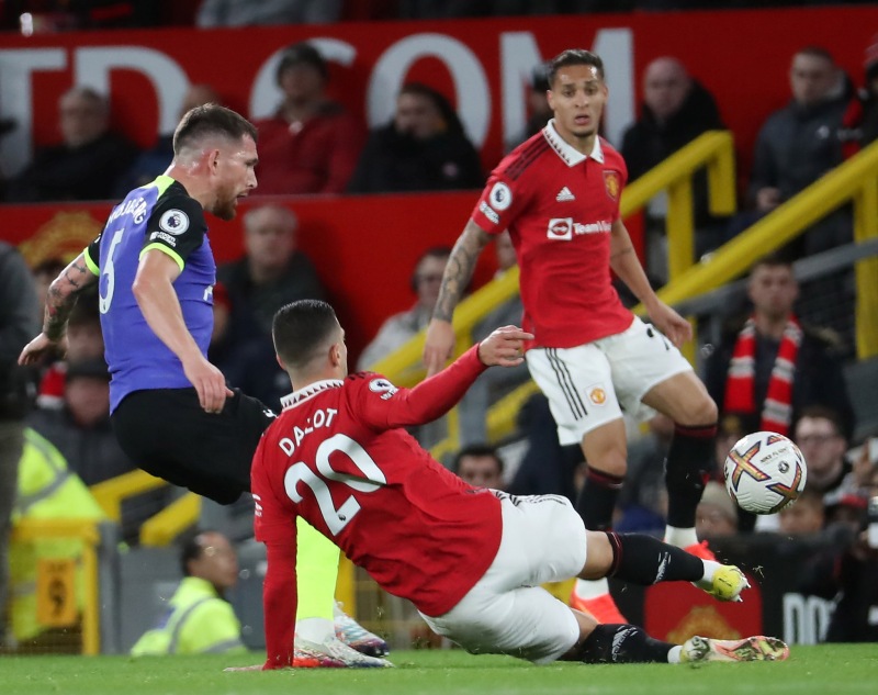 Manchester United thắng lợi quan trọng trước Tottenham Hotspur