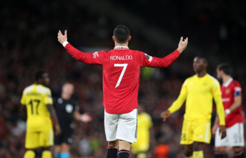 Kết quả Manchester United vs FC Sheriff: Ronaldo đánh đầu không thành công