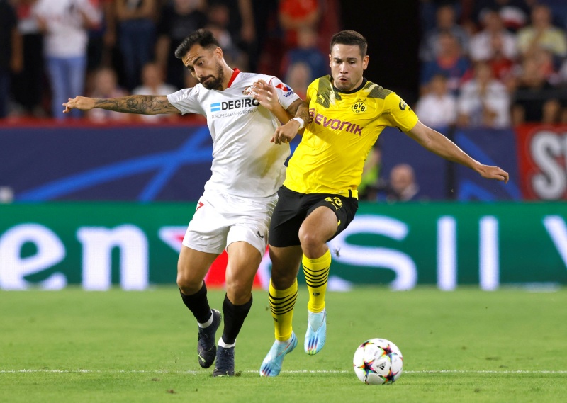Sevilla thất bại đau đớn trước Borussia Dortmund