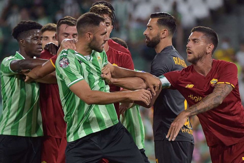 Soi kèo trận Real Betis vs Roma 23h45 ngày 13/10: Trận đấu hứa hẹn sẽ rất hấp dẫn