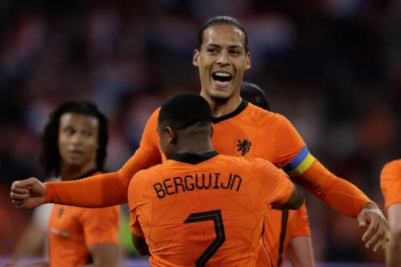 Van Dijk là niềm hy vọng trong đội hình Hà Lan