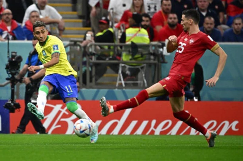 Brazil và Serbia tạo nên thế trận cân bằng ở những phút đầu hiệp 1