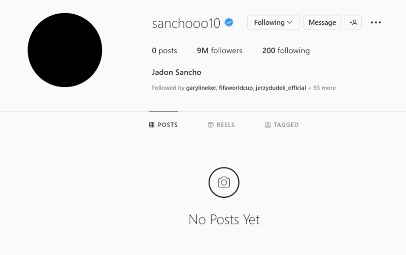 Jadon Sancho xóa hết bài đăng và thay đổi hình đại diện đen tối trên Instagram