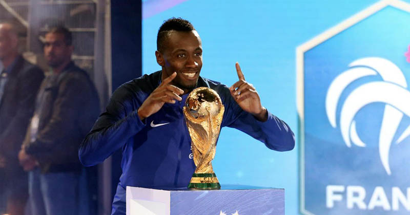 Blaise Matuidi tuyên bố giải nghệ ở tuổi 35