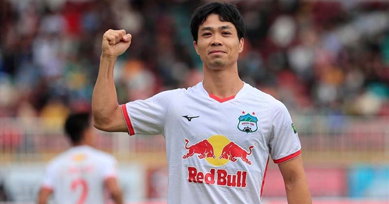 Yokohama FC chính thức công bố tân binh Nguyễn Công Phượng