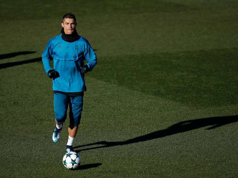 Ronaldo lập tức bắt đầu luyện tập