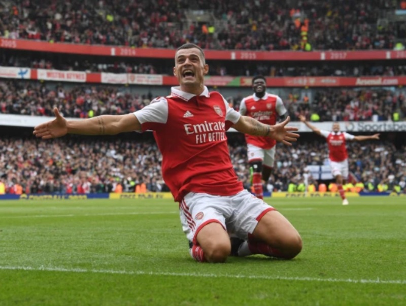 Granit Xhaka là một trong những ngôi sao chơi hay của Arsenal giai đoạn đầu mùa