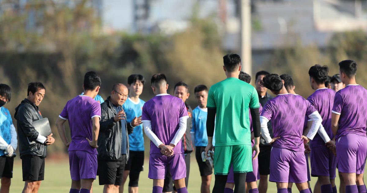 HLV Park Hang-seo thận trọng trước trận khai màn AFF Cup 2022 gặp Lào