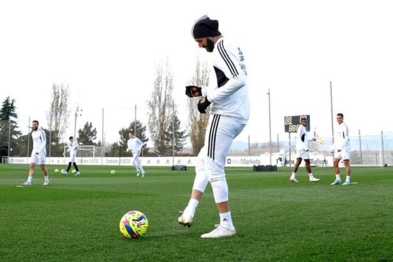 Benzema đang tập luyện ở Madrid