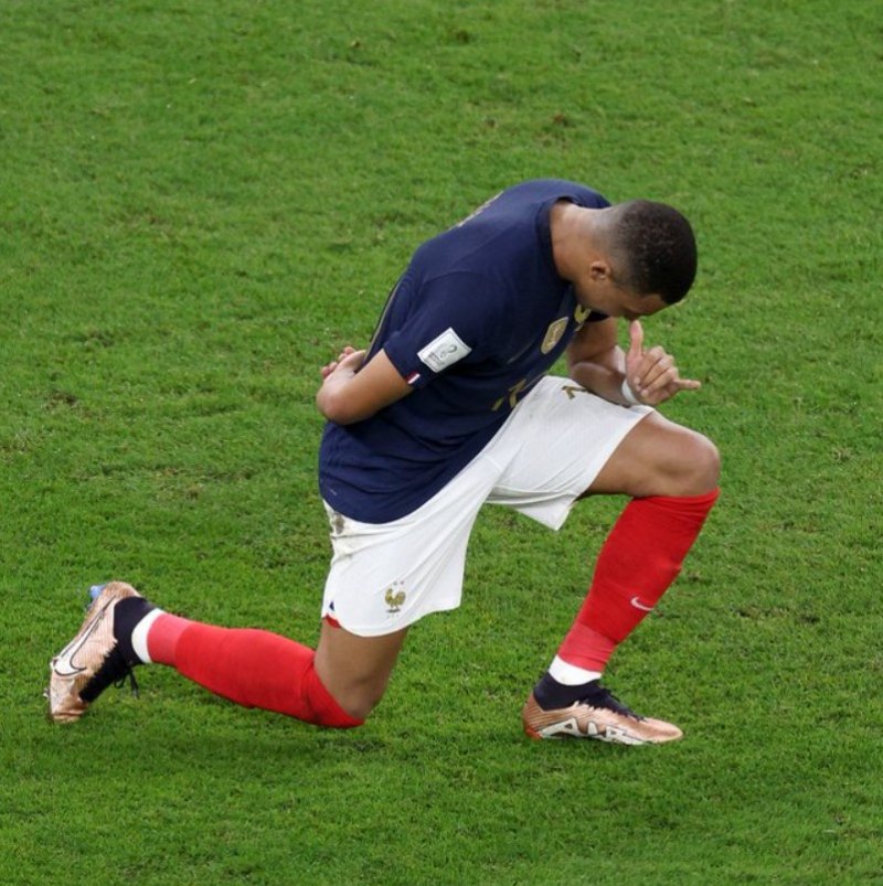 Kylian Mbappe lên tiếng, nhân đôi cách biệt cho Pháp trước Ba Lan