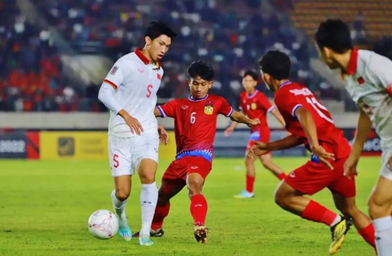 Lào thua nặng nề 0-6 trước Việt Nam
