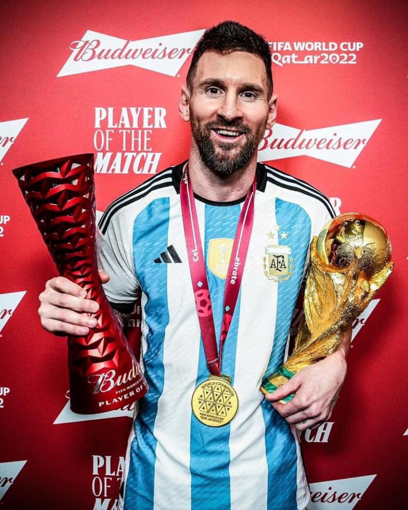 Lionel Messi là cầu thủ giành giải thưởng "Man of the match" nhiều nhất giải (5 lần)