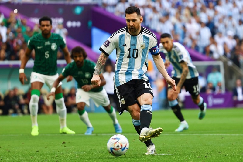 Lionel Messi sử dụng đôi giày Adidas X Speedportal ở World Cup 2022