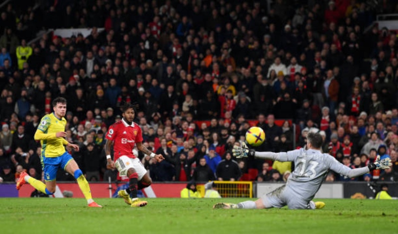 Kết quả Manchester United vs Nottingham Forest: Fred nâng tỷ số lên 3-0 cho Man Utd