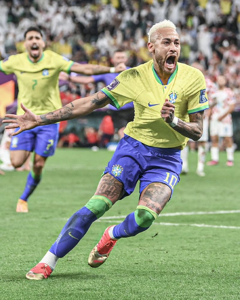 Neymar giúp Brazil hưởng niềm vui ở hiệp phụ thứ nhất