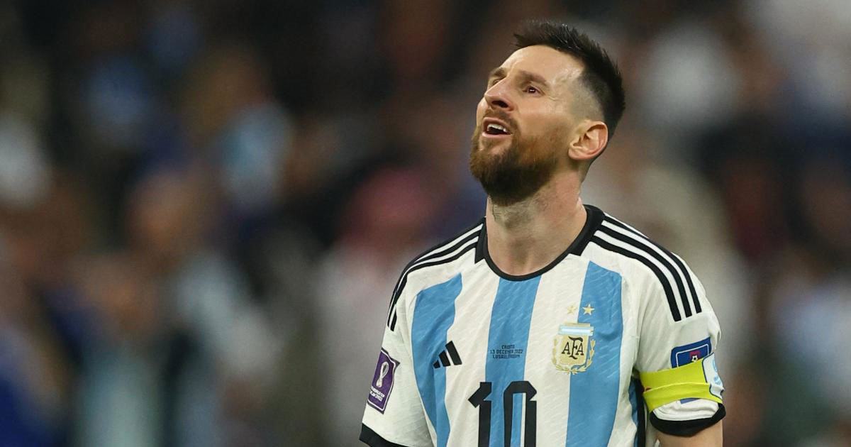 NÓNG: Dính chấn thương, Messi bỏ lỡ buổi tập của Argentina