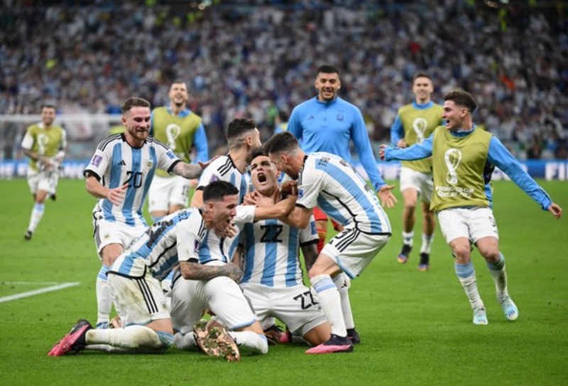 Tuyển Argentina khuất phục Hà Lan trên chấm luân lưu, giành vé vào bán kết World Cup 2022