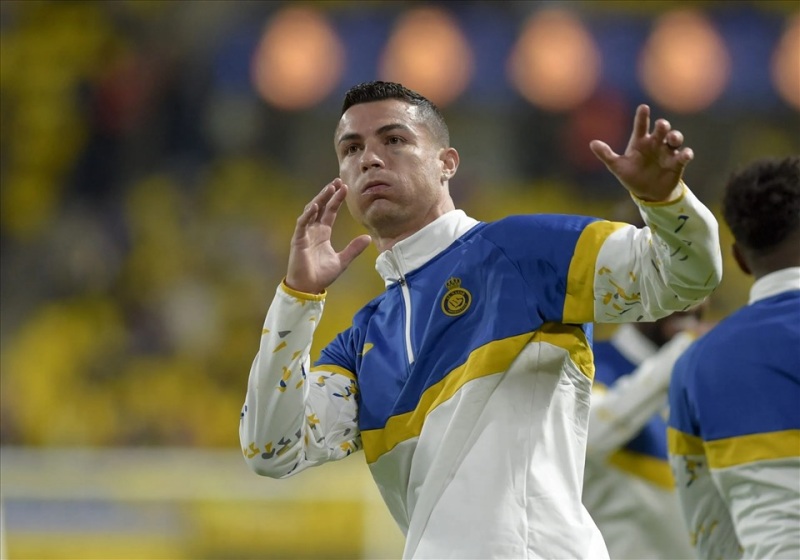 Ronaldo gặp sóng gió ở Al Nassr