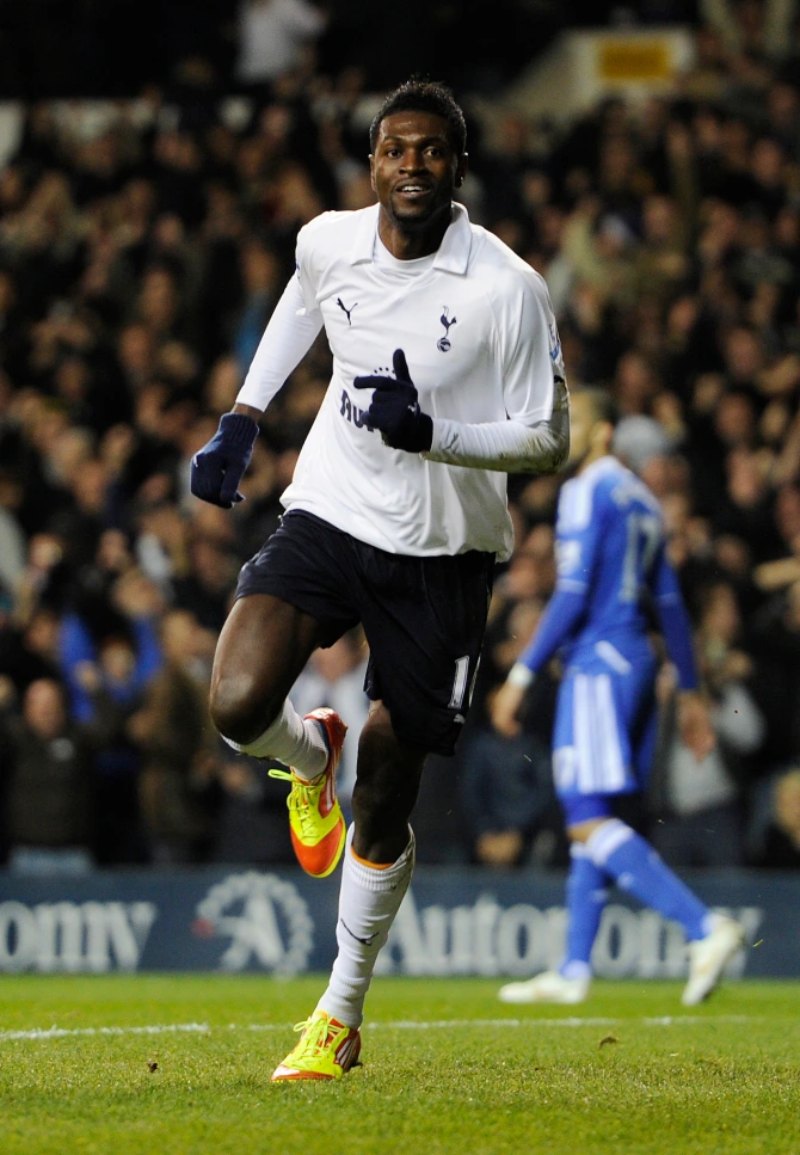 Emmanuel Adebayor - 17 bàn thắng (Tottenham Hotspur, 2011/12)