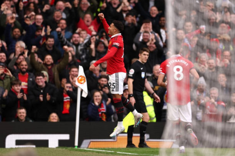Jadon Sancho ghi bàn thứ ba cho Manchester United