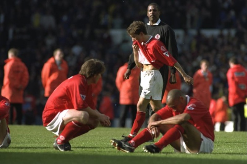 Middlesbrough xuống hạng sau khi bị trừ ba điểm vào năm 1997