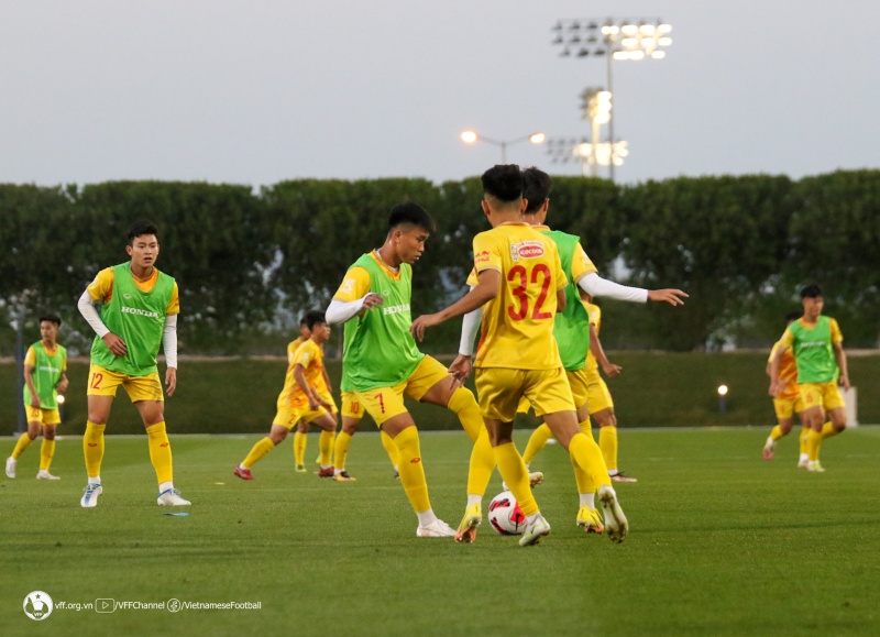 Các tuyển thủ U23 Việt Nam tập luyện hăng say trước thềm Doha Cup 2023