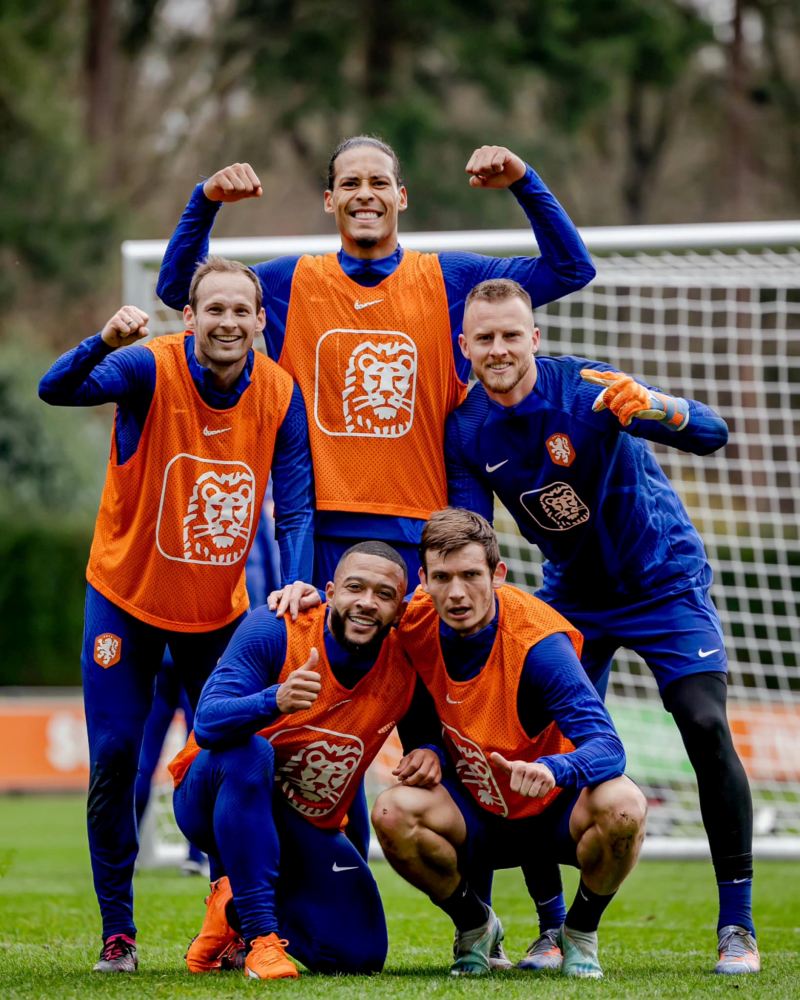 Hình ảnh tập luyện của tuyển Hà Lan vòng loại Euro 2024 tháng 3/2023