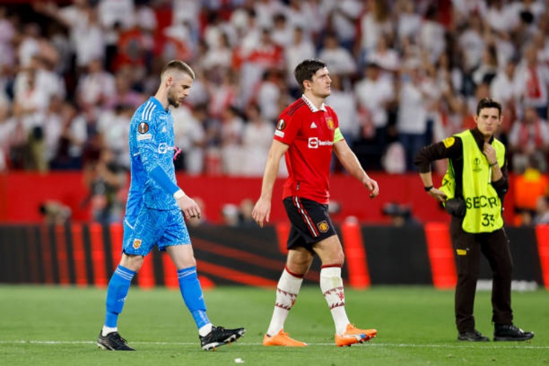 De Gea và Harry Maguire là hai tội đồ dẫn đến trận thua thảm của Manchester United trước Sevilla