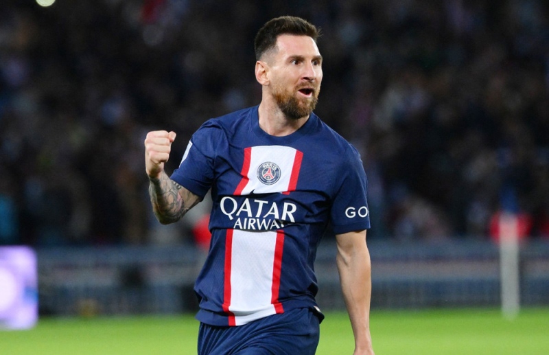 Lionel Messi trải qua quãng thời gian khó khăn trong màu áo Paris Saint-Germain