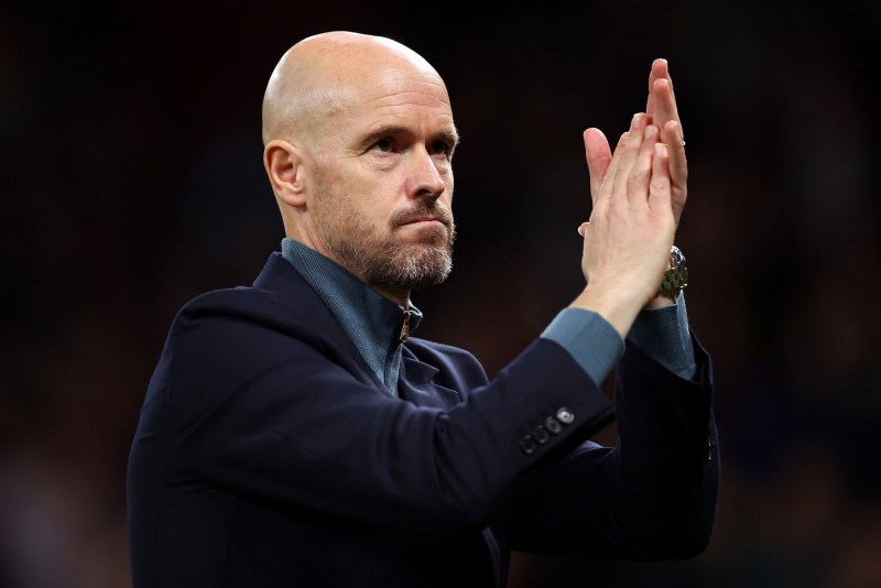 Erik ten Hag lo lắng cho chấn thương của Martinez