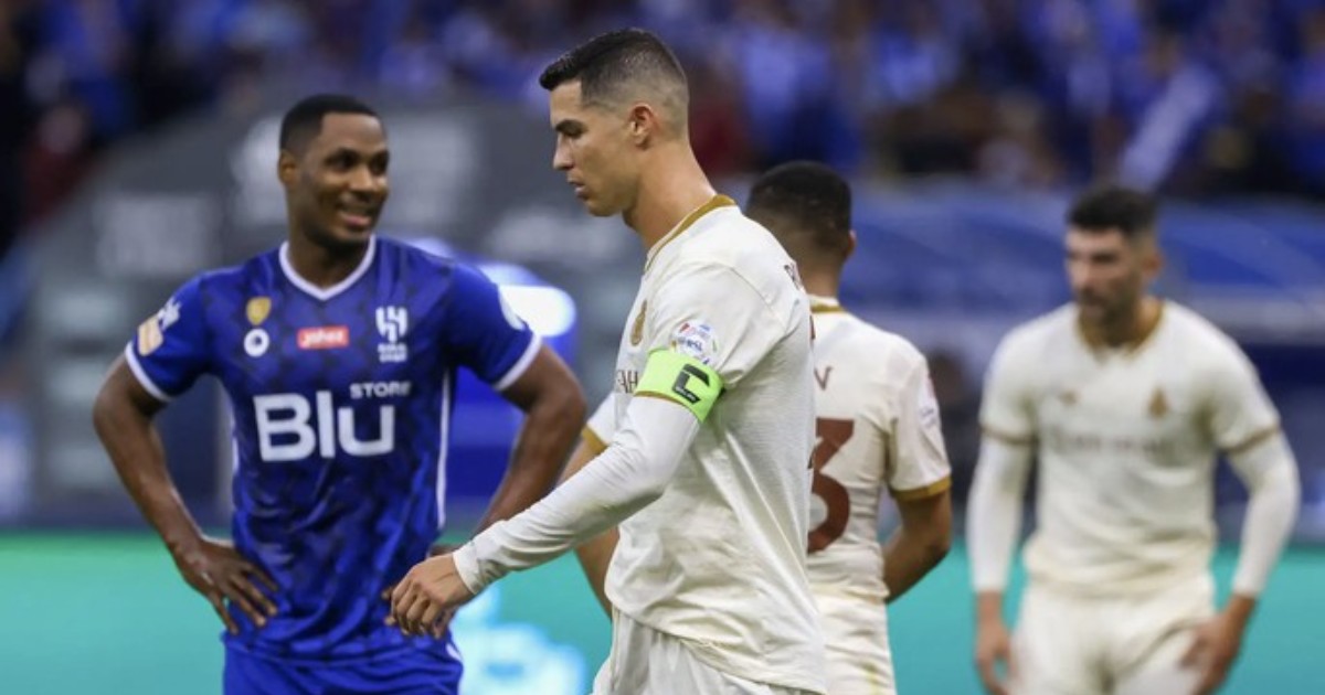 Ronaldo có cử chỉ khiếm nhã sau thất bại của Al Nassr