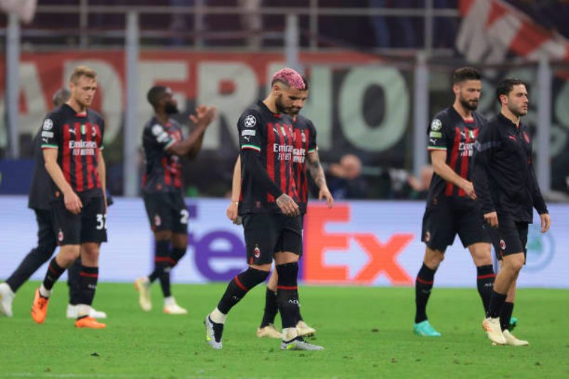 AC Milan gặp nhiều bất lợi trước trận bán kết lượt về Cúp C1